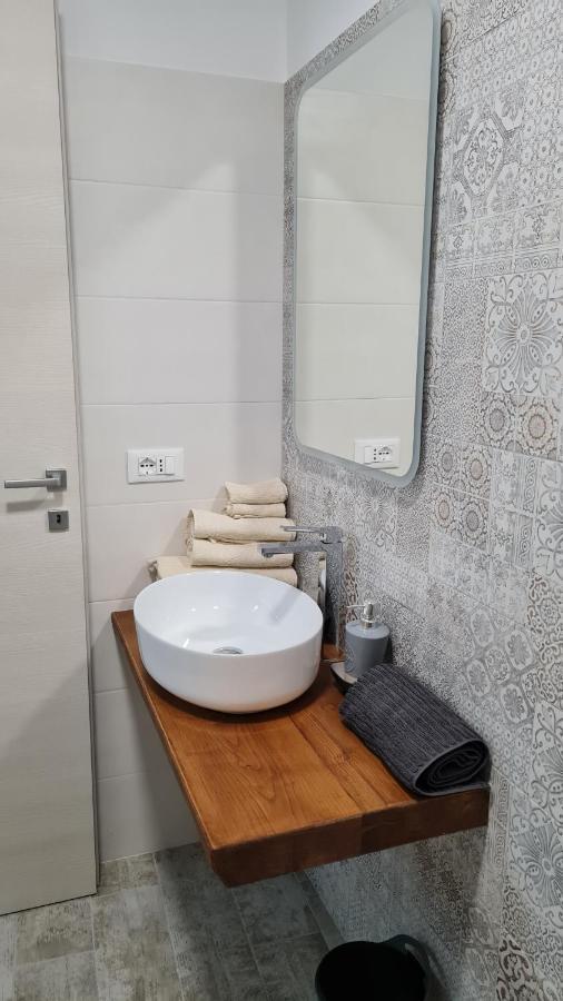 Luciae Domus Hotel Roccascalegna ภายนอก รูปภาพ